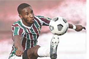Telmo Watche consolida a vitória do CF Estrela da Amadora SAD com um enorme golo